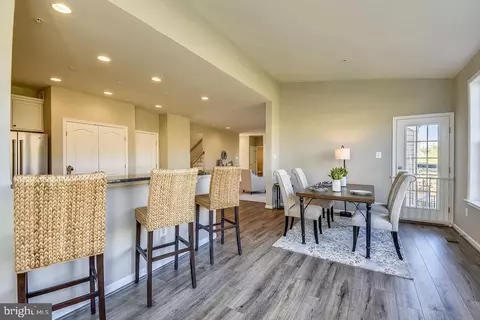 11029 Locust Dr, Damascus, MD 20872 photo 8