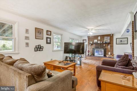 15104 Timberlake Dr, Silver Spring, MD 20905 photo 9