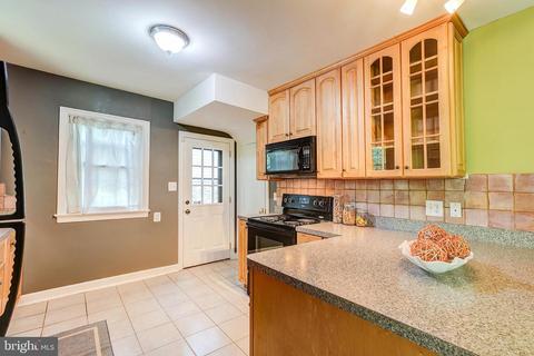 8407 Galveston Rd, Silver Spring, MD 20910 photo 12