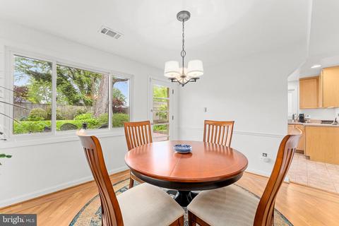 4005 Adams Dr, Silver Spring, MD 20902 photo 10