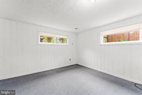 4005 Adams Dr, Silver Spring, MD 20902 photo 27