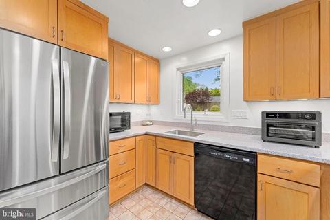 4005 Adams Dr, Silver Spring, MD 20902 photo 15