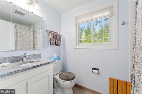 4005 Adams Dr, Silver Spring, MD 20902 photo 23