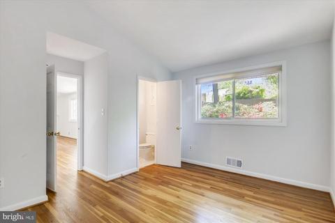 912 S Belgrade Rd, Silver Spring, MD 20902 photo 13
