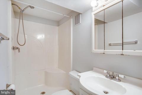 912 S Belgrade Rd, Silver Spring, MD 20902 photo 24