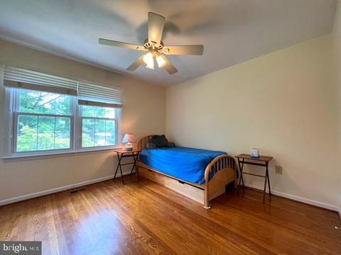 212 Farmgate Ln, Silver Spring, MD 20905 photo 16