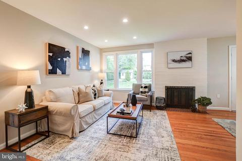 2221 Kimball Pl, Silver Spring, MD 20910 photo 5