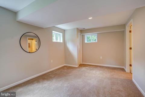 2221 Kimball Pl, Silver Spring, MD 20910 photo 27