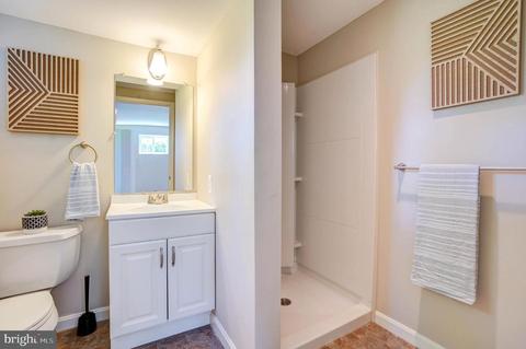 2221 Kimball Pl, Silver Spring, MD 20910 photo 28