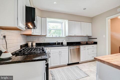 2221 Kimball Pl, Silver Spring, MD 20910 photo 17