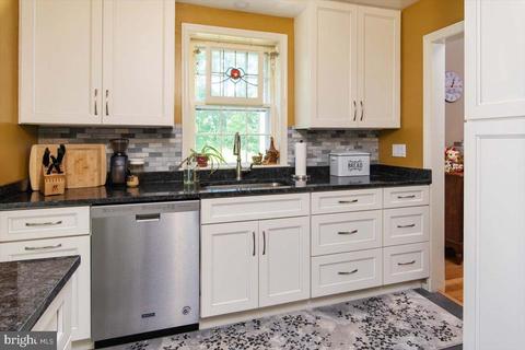 1517 Forest Glen Rd, Silver Spring, MD 20910 photo 16