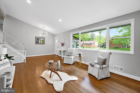 11226 Bybee St, Silver Spring, MD 20902 photo 3