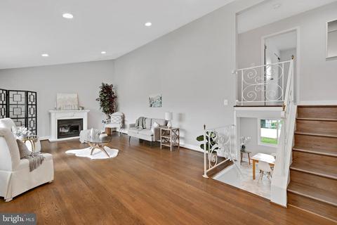 11226 Bybee St, Silver Spring, MD 20902 photo 1