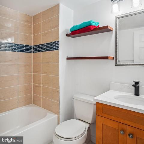 2101 Walsh View Ter #17-103, Silver Spring, MD 20902 photo 23