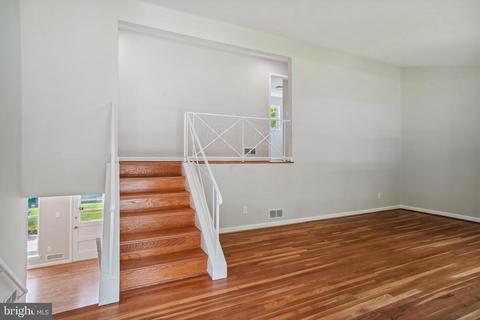 12924 Crisfield Rd, Silver Spring, MD 20906 photo 8