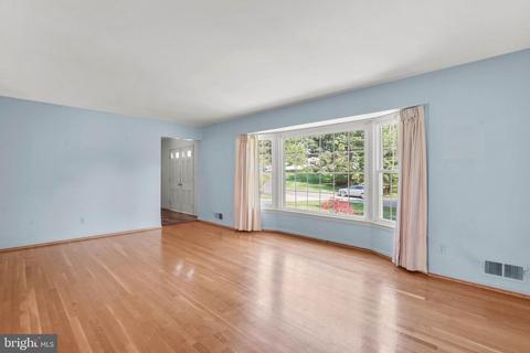 13609 Mills Ave, Silver Spring, MD 20904 photo 4
