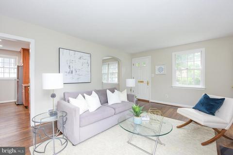 221 Baden St, Silver Spring, MD 20901 photo 7