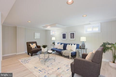 221 Baden St, Silver Spring, MD 20901 photo 26