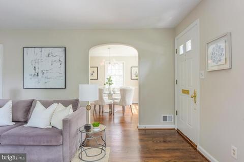 221 Baden St, Silver Spring, MD 20901 photo 8