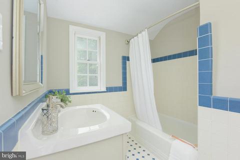 221 Baden St, Silver Spring, MD 20901 photo 21