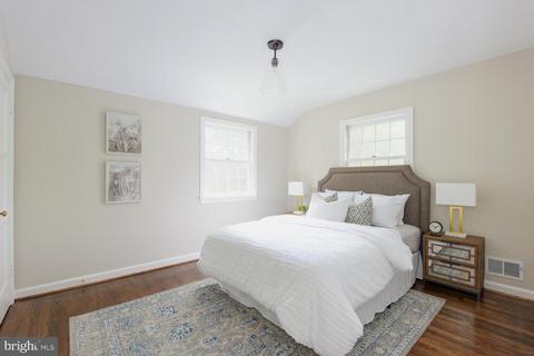 221 Baden St, Silver Spring, MD 20901 photo 22