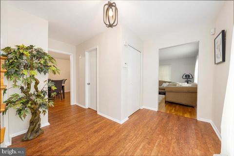 1424 Chilton Dr, Silver Spring, MD 20904 photo 7