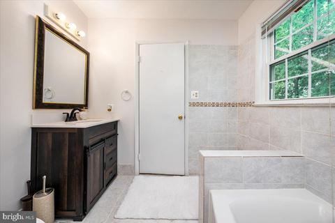 1424 Chilton Dr, Silver Spring, MD 20904 photo 29