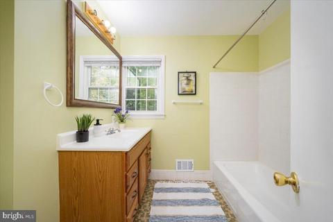 1424 Chilton Dr, Silver Spring, MD 20904 photo 37