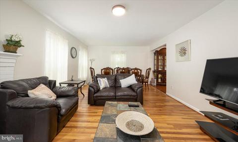 1424 Chilton Dr, Silver Spring, MD 20904 photo 11