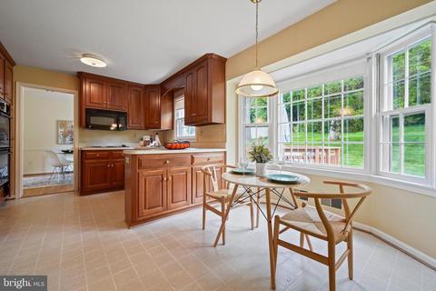 14809 Pebblestone Dr, Silver Spring, MD 20905 photo 16
