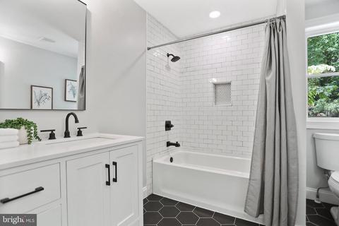 8705 Reading Rd, Silver Spring, MD 20901 photo 22