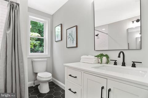 8705 Reading Rd, Silver Spring, MD 20901 photo 21