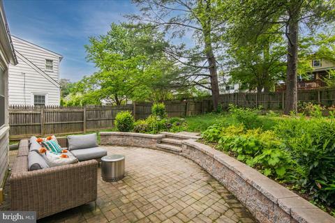 9407 Biltmore Dr, Silver Spring, MD 20901 photo 32
