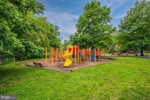 9407 Biltmore Dr, Silver Spring, MD 20901 photo 44