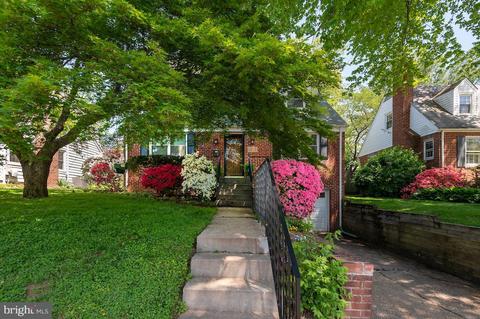 9407 Biltmore Dr, Silver Spring, MD 20901 photo 2