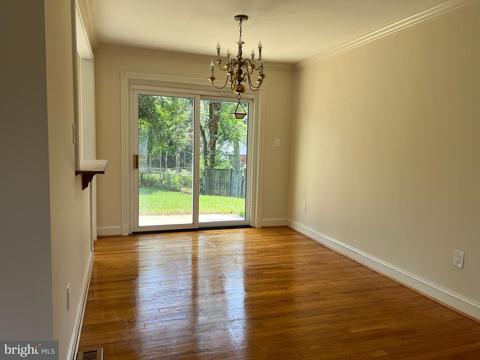 1406 Dennis Ave, Silver Spring, MD 20902 photo 9
