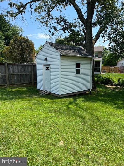 1406 Dennis Ave, Silver Spring, MD 20902 photo 17