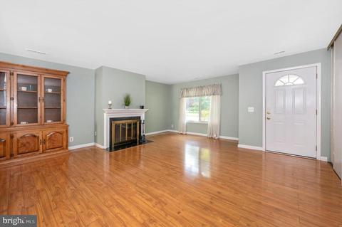 14608 Deerhurst Ter #208-B, Silver Spring, MD 20906 photo 7