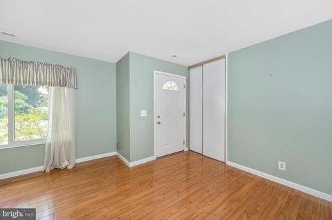 14608 Deerhurst Ter #208-B, Silver Spring, MD 20906 photo 8