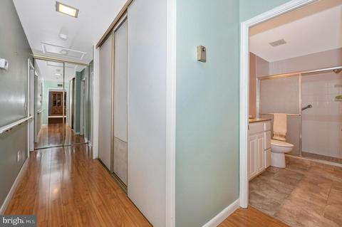 14608 Deerhurst Ter #208-B, Silver Spring, MD 20906 photo 17