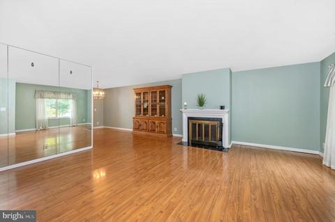 14608 Deerhurst Ter #208-B, Silver Spring, MD 20906 photo 10