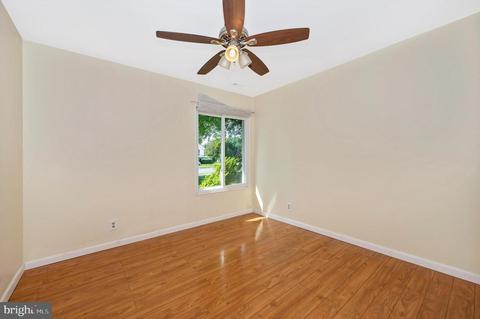 14608 Deerhurst Ter #208-B, Silver Spring, MD 20906 photo 24