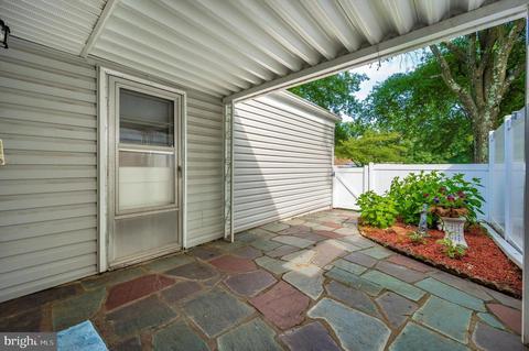 14608 Deerhurst Ter #208-B, Silver Spring, MD 20906 photo 27