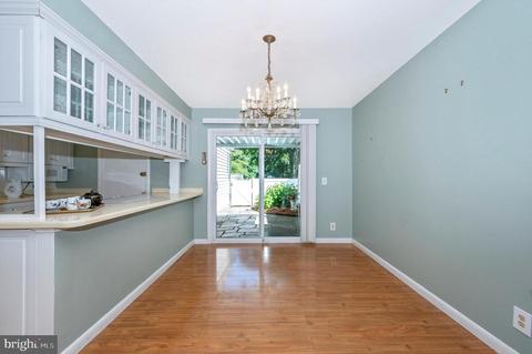 14608 Deerhurst Ter #208-B, Silver Spring, MD 20906 photo 12
