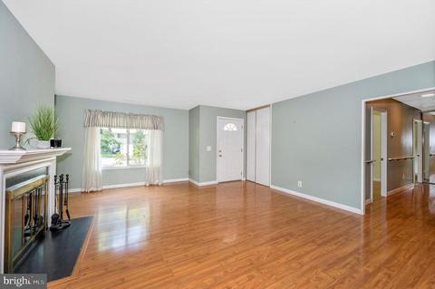 14608 Deerhurst Ter #208-B, Silver Spring, MD 20906 photo 9