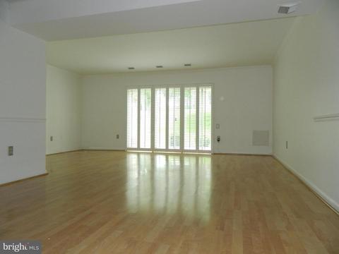 3290 Gleneagles Dr #66-D, Silver Spring, MD 20906 photo 3
