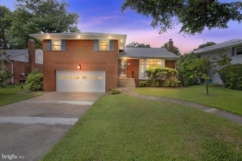 2019 Cascade Rd, Silver Spring, MD 20902 photo 1