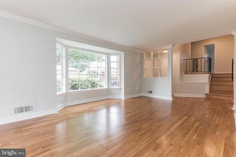 2019 Cascade Rd, Silver Spring, MD 20902 photo 11