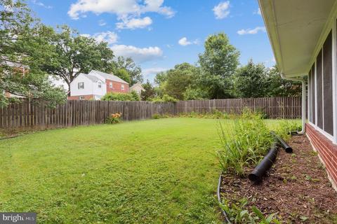 2019 Cascade Rd, Silver Spring, MD 20902 photo 6