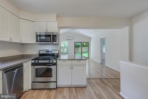 11603 Gail St, Silver Spring, MD 20902 photo 8